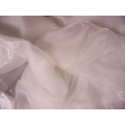 fehér organza anyag (1,5 m széles)