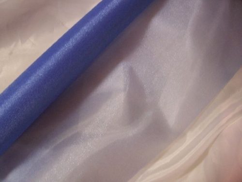világoskék 23,5 cm * 10 m organza 