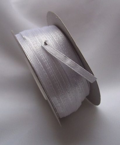 0,3 cm szatén szalag fehér (50 m) 