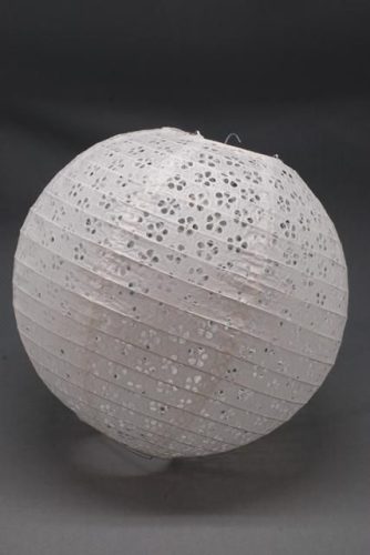 fehér, csipkés, papír lampion gömb 25 cm-es