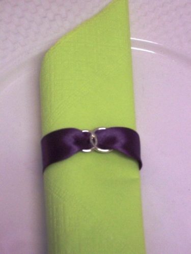 szatén szalvétagyűrű gyűrűpárral. padlizsánlila 10db/cs