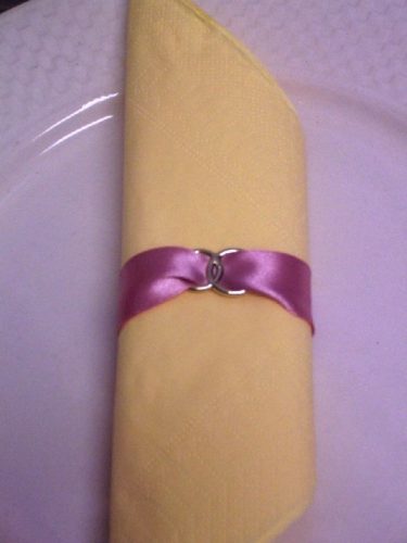 szatén szalvétagyűrű gyűrűpárral. mályva 10db/cs