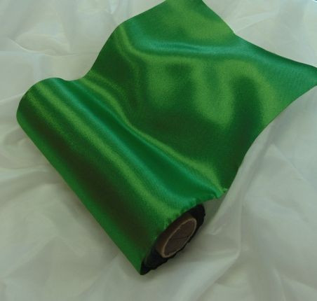 Szatén futó (15 cm * 9,1 m) fenyőzöld (101)