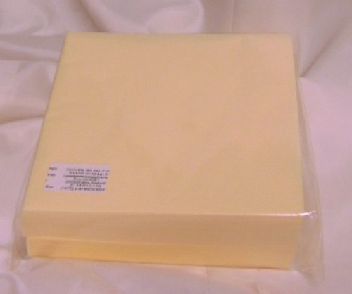 33*33 cm krém szalvéta (50 db), 3 rétegű