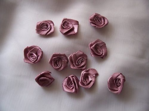 szatén rózsafej 2,5 cm-es (50 db) mályva