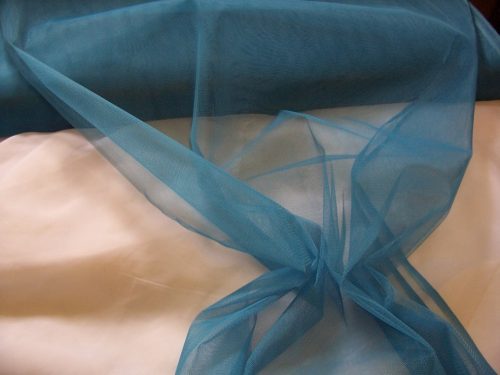 tüll dekoranyag türkizkék (1,5 m széles)