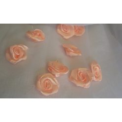 szatén rózsafej 1,2 cm, barack (100db)