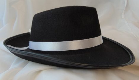 fekete textil gengszter kalap fehér szalaggal (54-72)