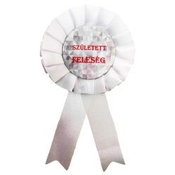 Kitűző született feleség