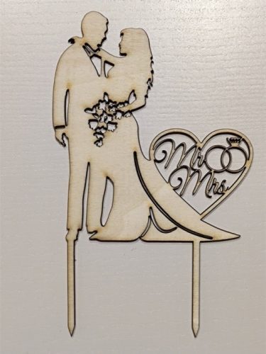 Vintage esküvői tortadísz, elegáns