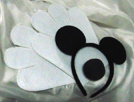 Mickey egér szett kesztyűvel (3 részes)